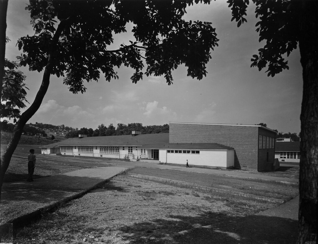 Schools at Oak Ridge Schools at Oak Ridge For more informa… Flickr