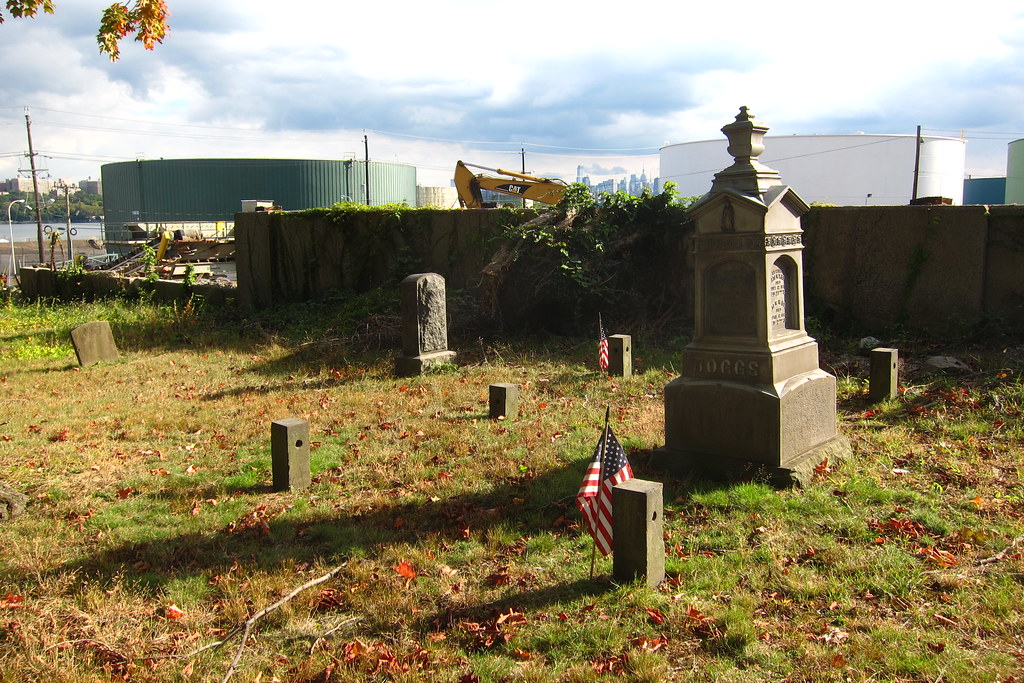 Edgewater Nj Cemetery at Yolanda Navarro blog