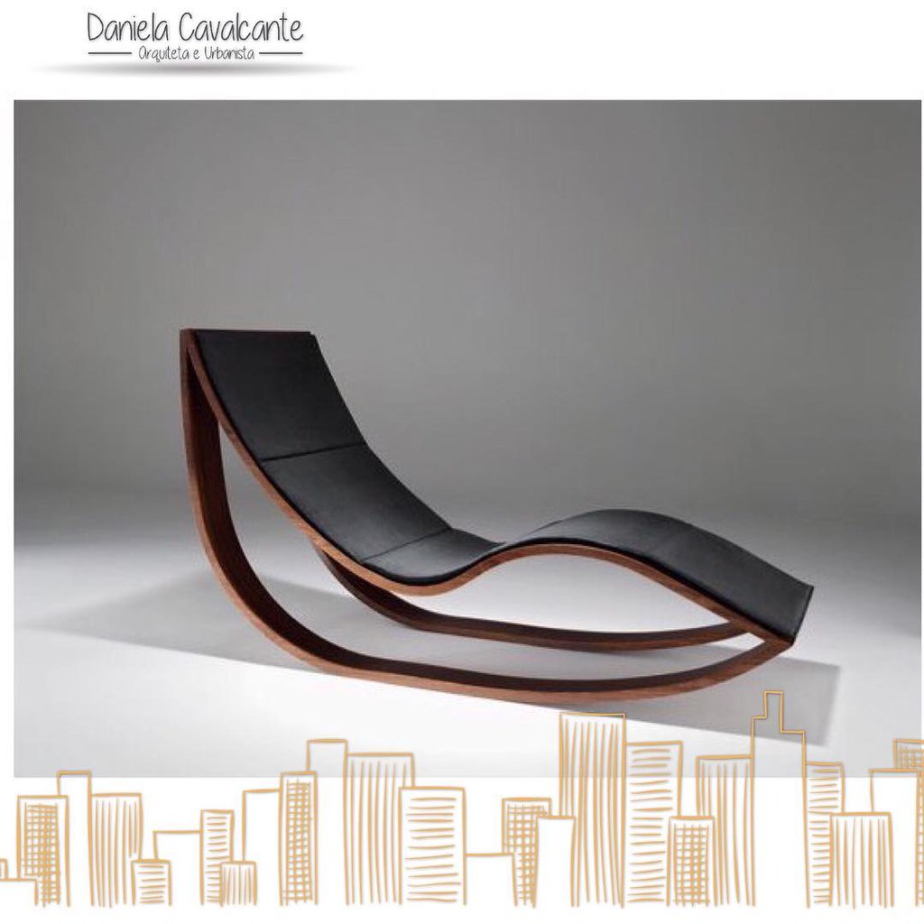 A chaiselongue (pronuncia chéselongue) vem do francês, ca… Flickr