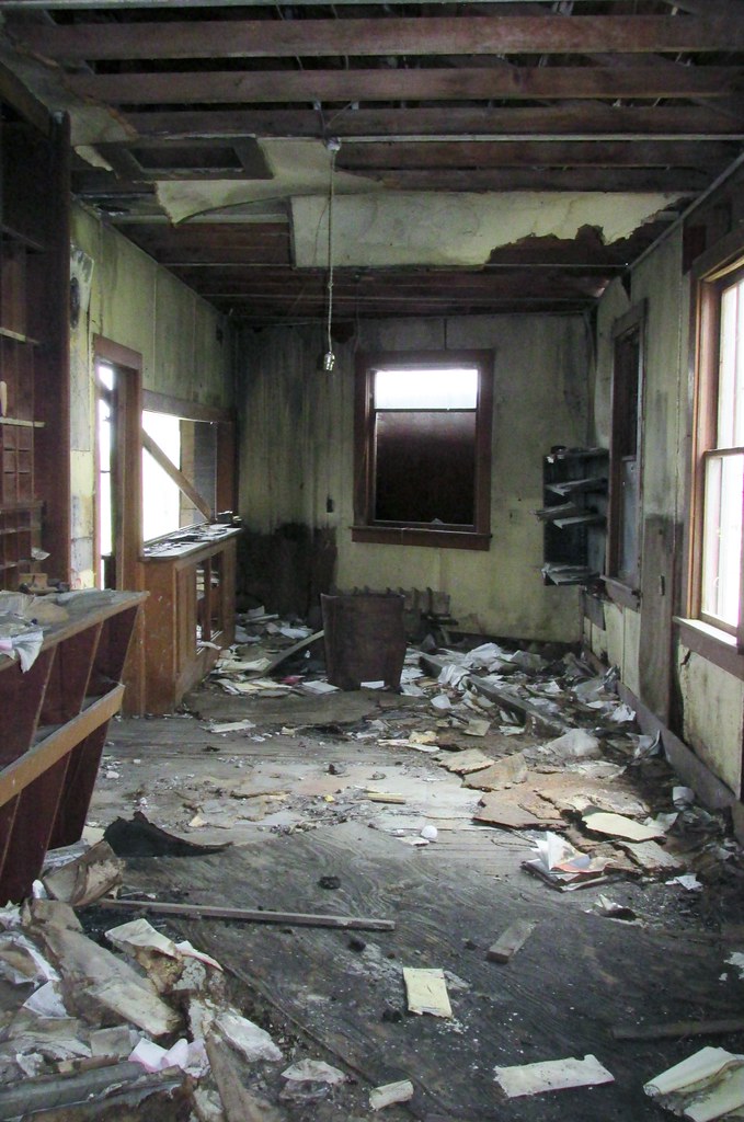 Abandoned Building Anoka, Nebraska I saw this abandoned … Flickr