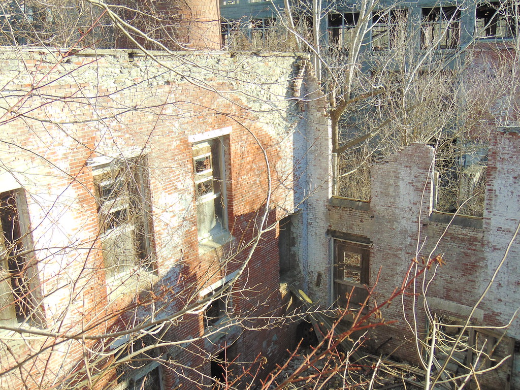 Baltic, Connecticut In 1999 most of the former mills here … Flickr