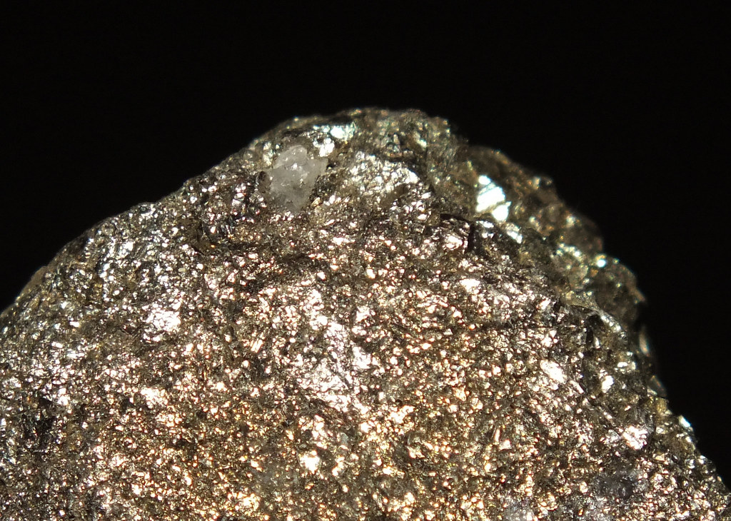 Iron pyrite General Category Sulfide mineral Formula (rep… Flickr