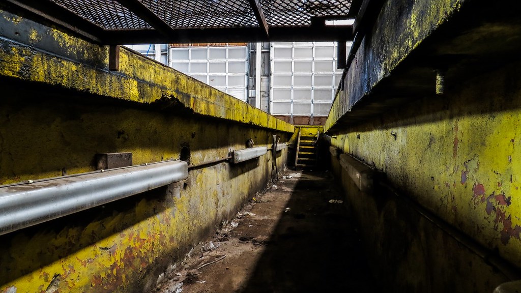 Husky Truck Stop (Demolished) Flickr