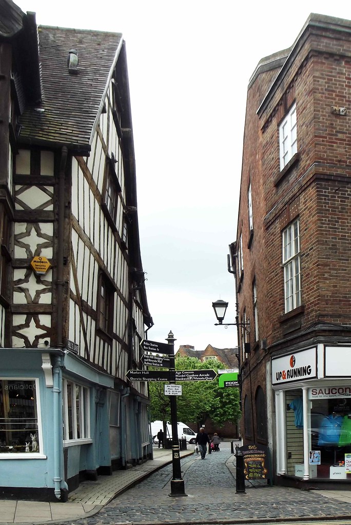Hills Lane Shrewsbury This Lane leads from Mardol to Barke… Flickr