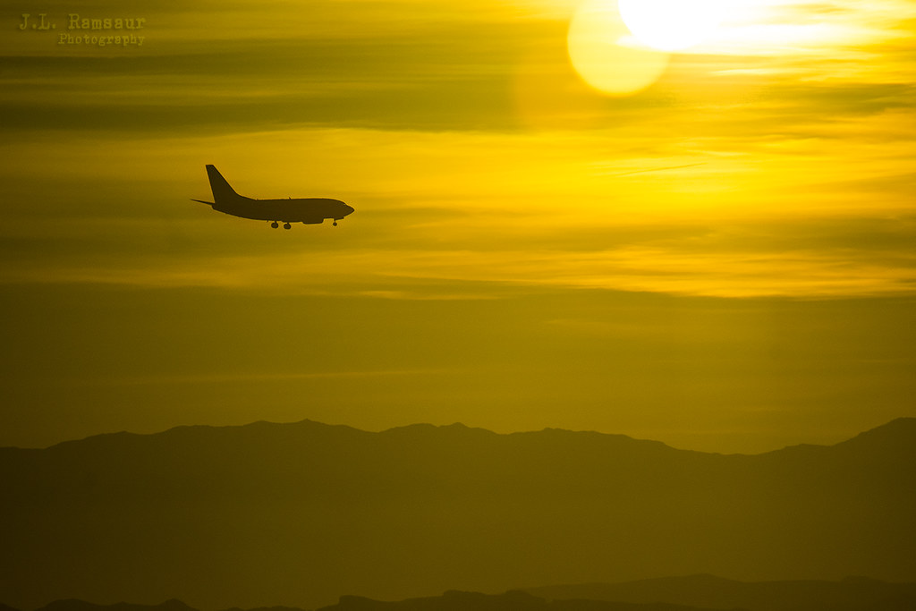 Airplane Landing in Las Vegas at Sunrise Taken from my roo… Flickr
