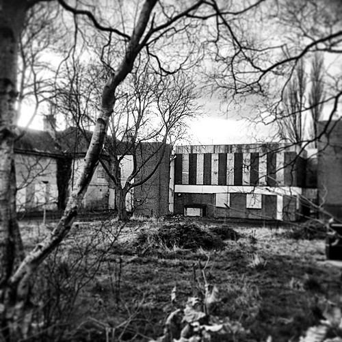 Parkstone House. Looking like something out of a horror mo… Flickr