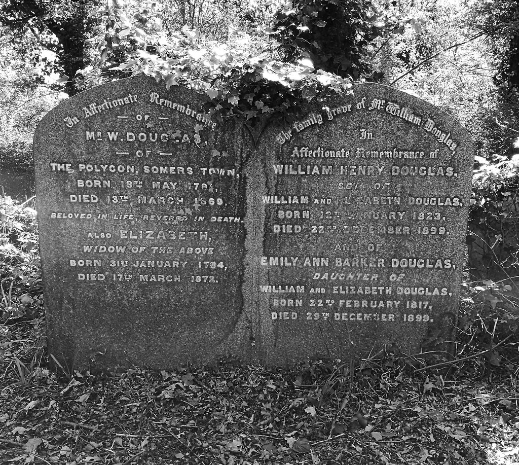St Pancras and Islington Cemetery, East Finchley Family gr… Flickr