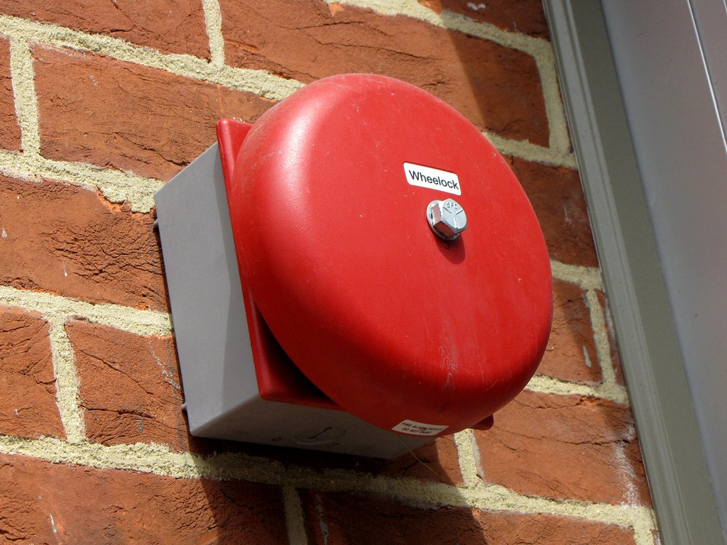 Wheelock fire alarm bell A weatherproof Wheelock bell on t… Flickr