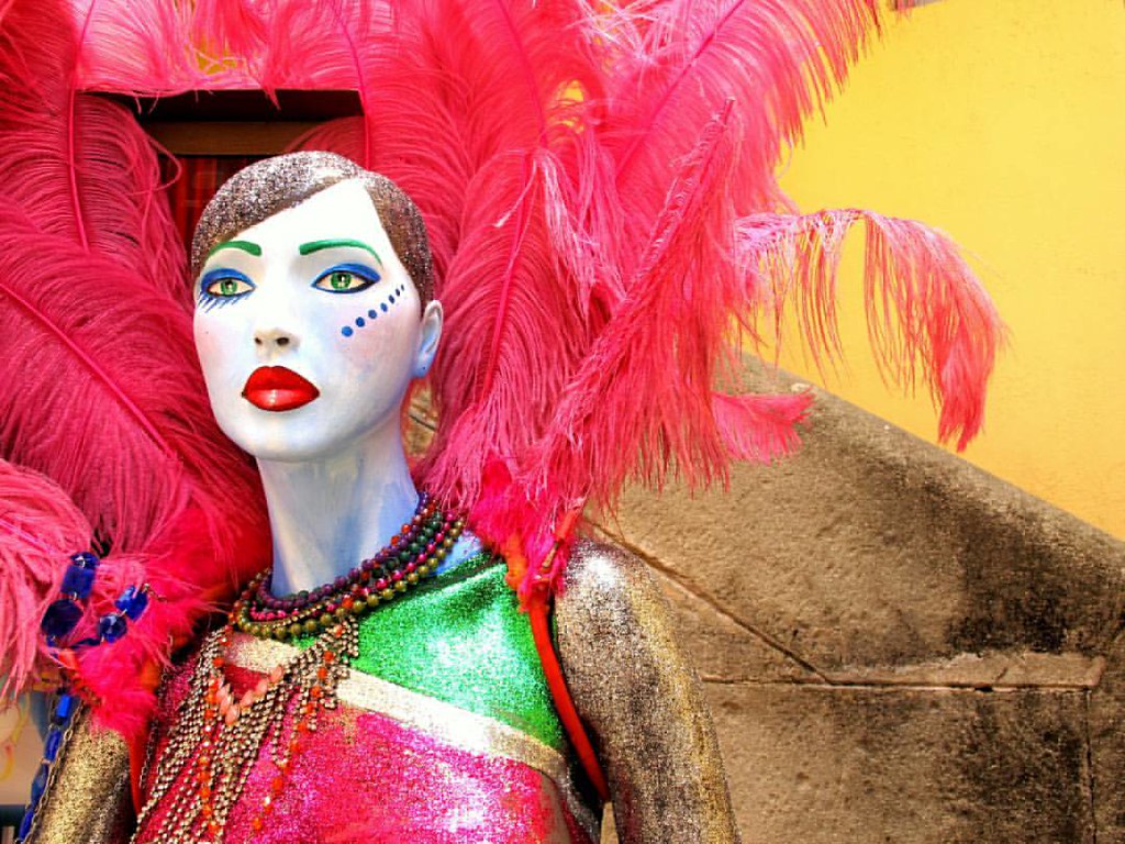 G L A M O U R Regina Flickr