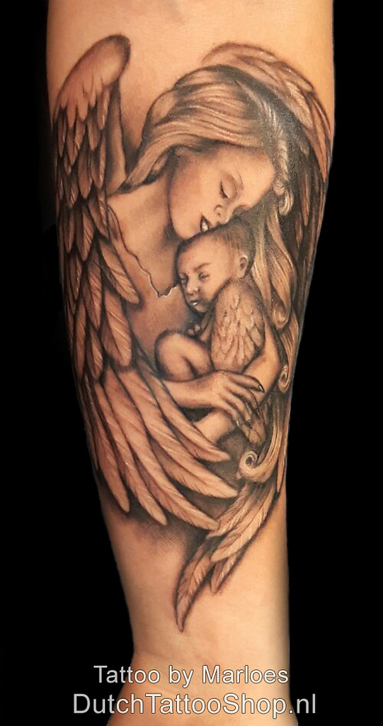Angel-Holding-Baby-Tight-Black-And-Grey | Dutch Tattoo Shop Marloes | Flickr 1024_x_541_jpg
