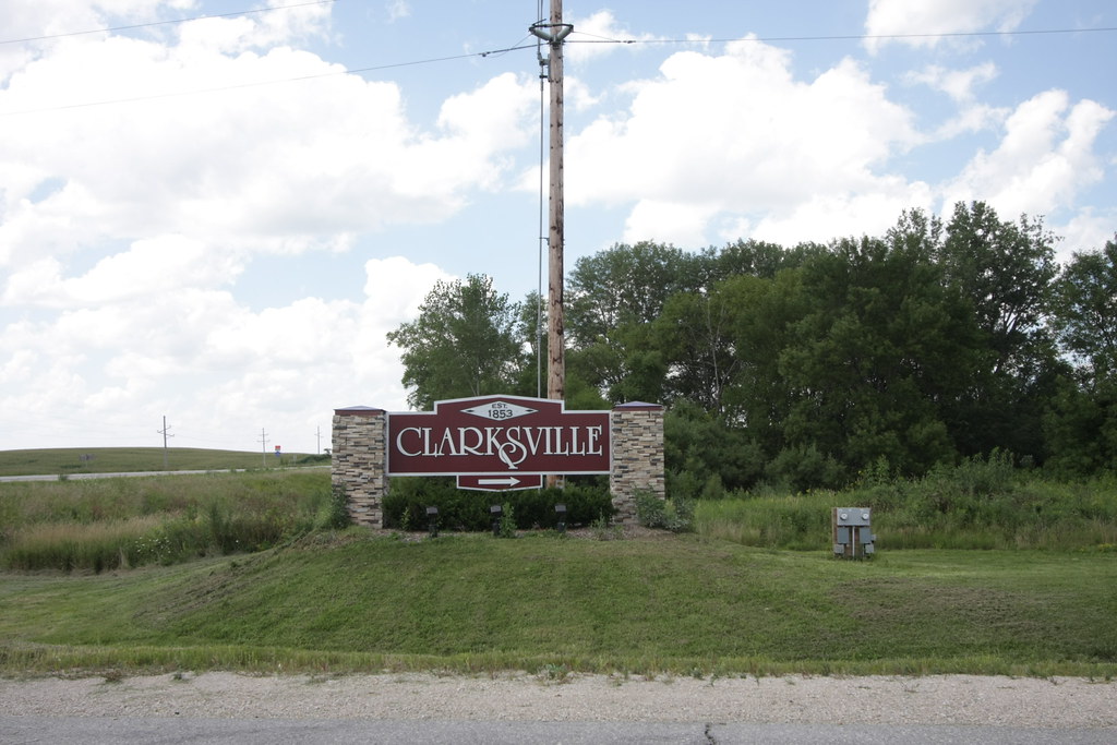 Clarksville, Iowa sign Colin Flickr