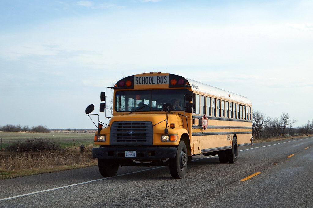 Paint Rock ISD Ford B800 Crown School Bus This 1997 Ford B… Flickr