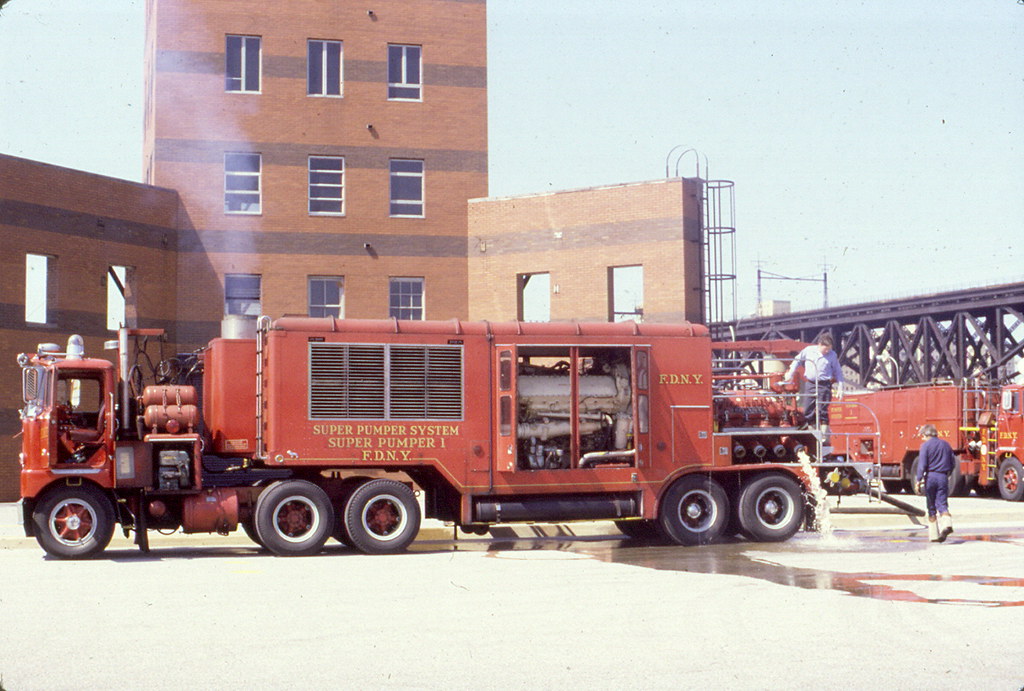 FDNY Super Pumper System 5/81 FDNY Super Pumper System … Flickr