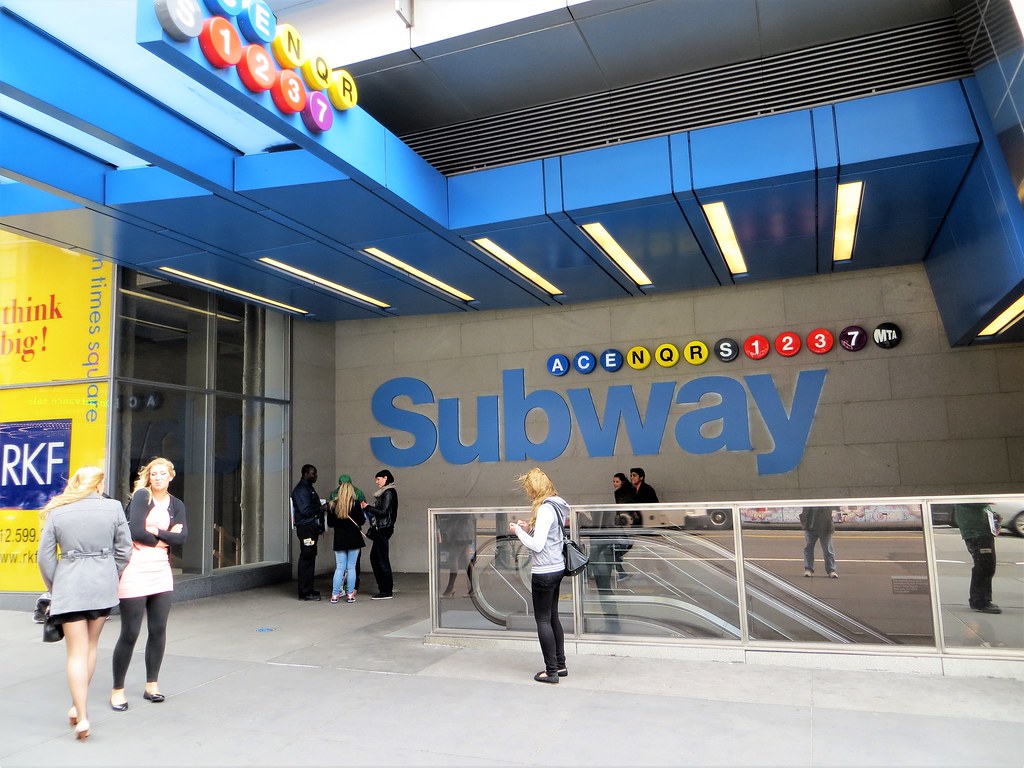 42nd Street\Port Authority Bus Terminal subway station at … Flickr