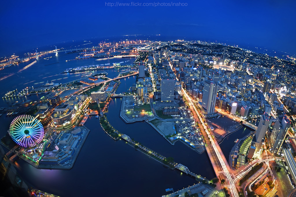 Yokohama Bay, Japan View of Yokohama bay at night. iNahoo Flickr