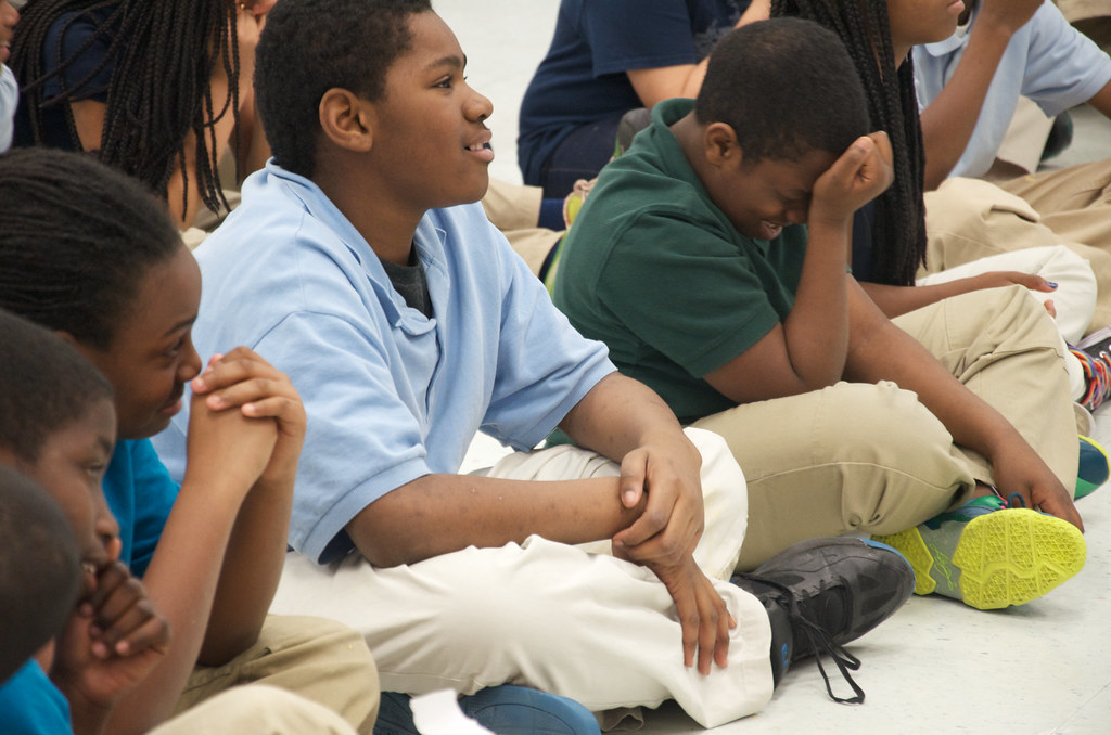 Students at Calvin Donaldson Elementary School SHOW 282 … Flickr