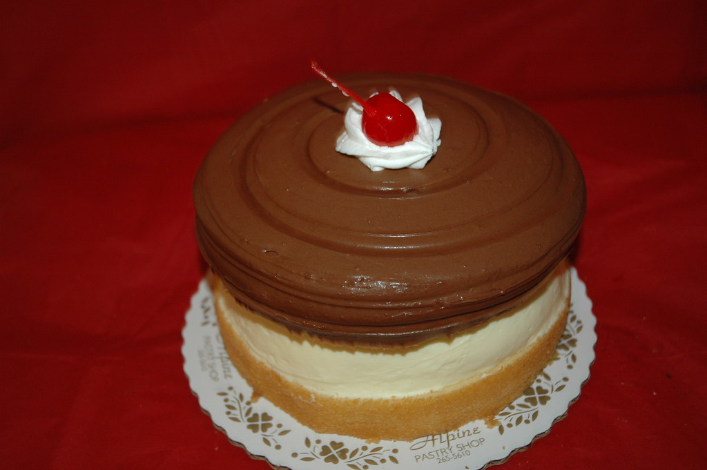 37 Dessert Cakes Boston Cream Cake Alpine Bakery Smithtown Flickr