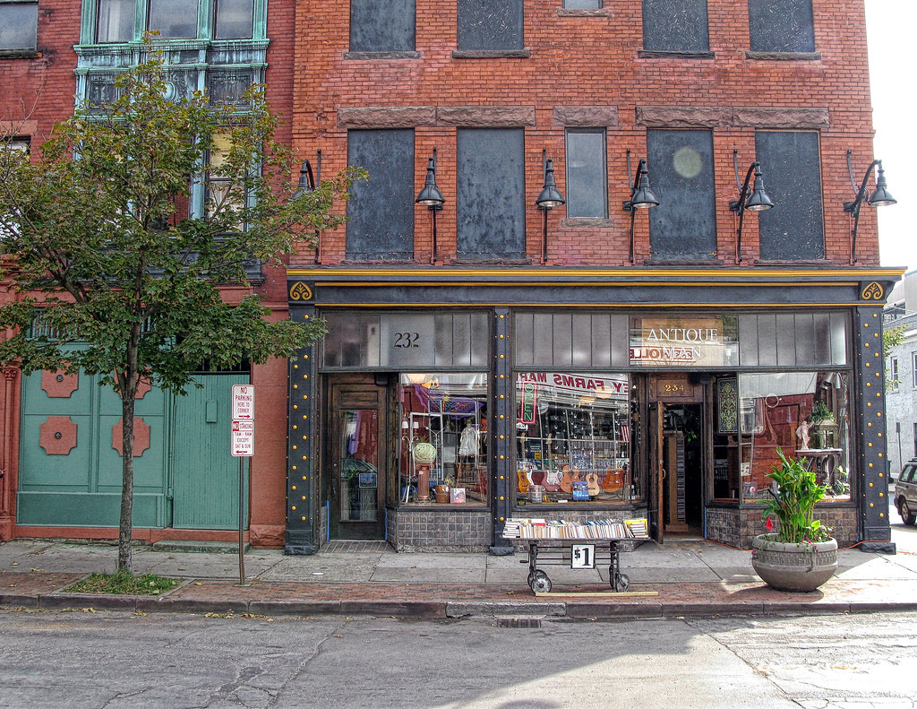 Antique Man Antique shop. Allentown, Buffalo, NY **JakeO** Flickr