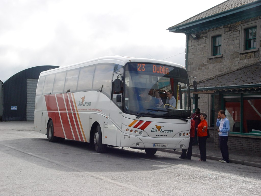 BUS EIREANN VC328 03D59505 LONGFORD 040804 David Beardmore Flickr