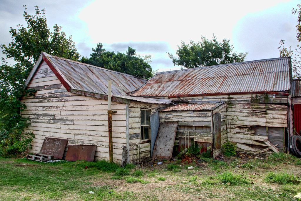 Old house, Palmerston, Otago, New Zealand A small house th… Flickr