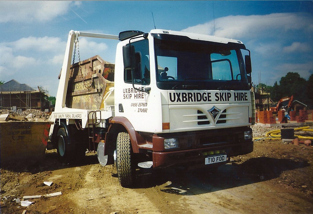 Uxbridge Skips aka GBN Services Brand New Foden Alpha Skip… Flickr