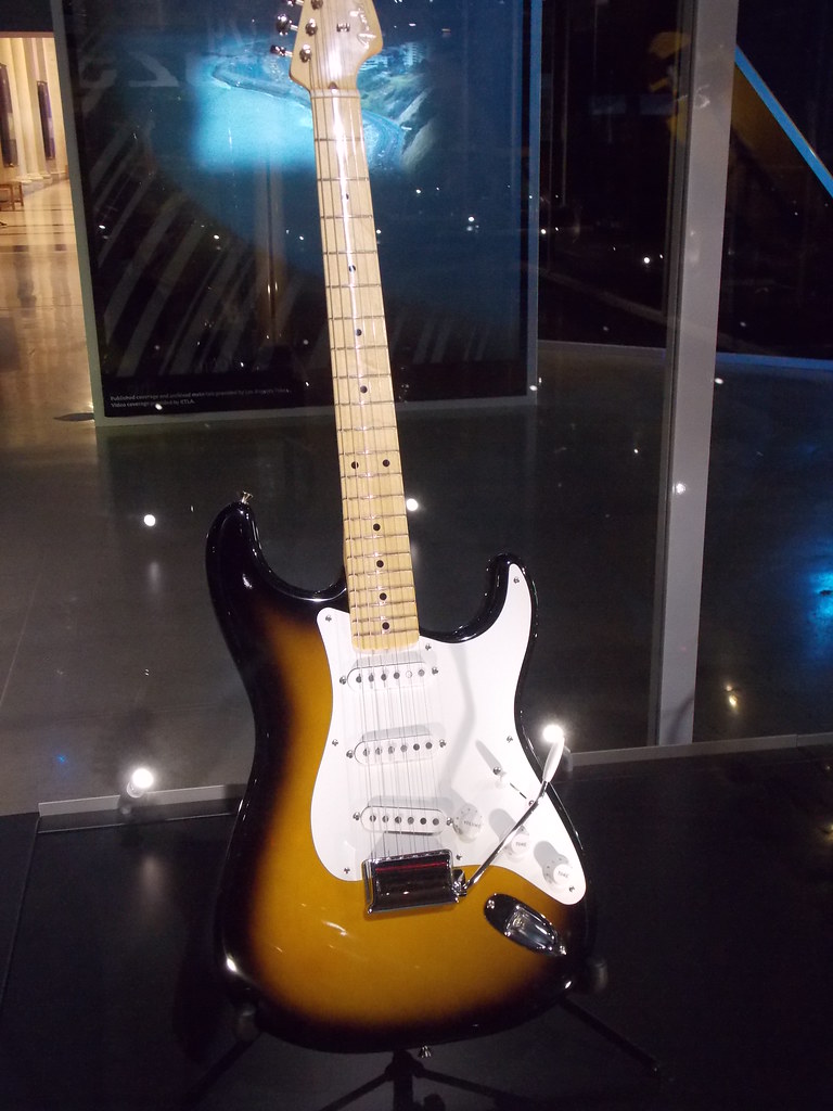 DSCN6492 Fender Stratocaster electric guitar. Los Angeles … Flickr