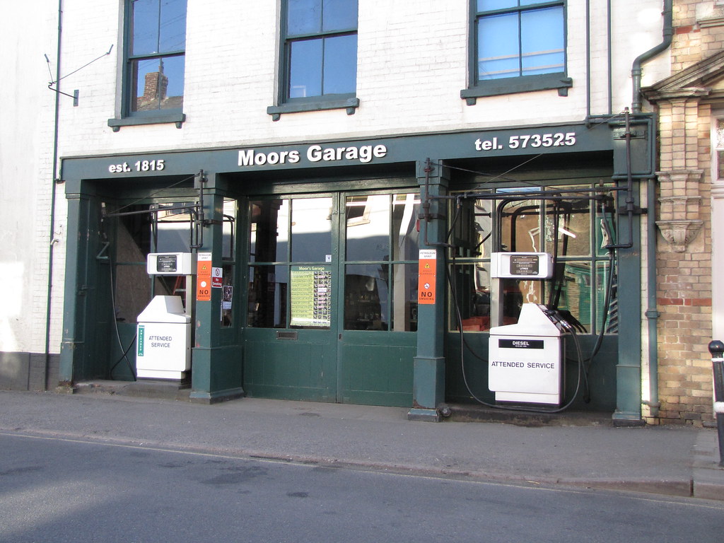 Independent Moors Garage, South Molton, Devon 2 Branded … Flickr