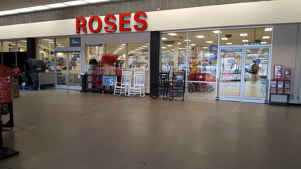 Roses Penrose Mall Reidsville, NC January 2017 Mike Kalasnik Flickr