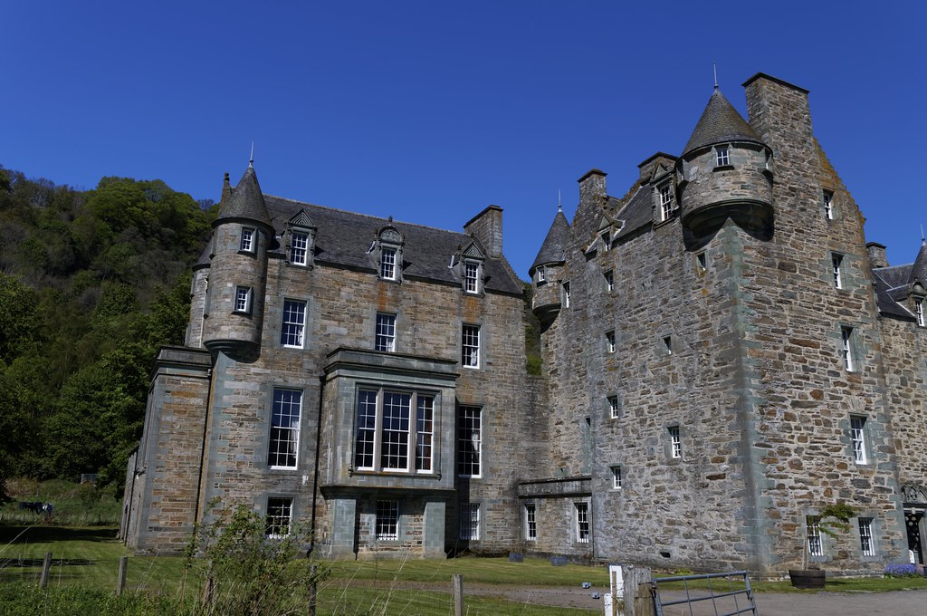 Castle Menzies, Weem , Perthshire Michael Oglethorpe Flickr
