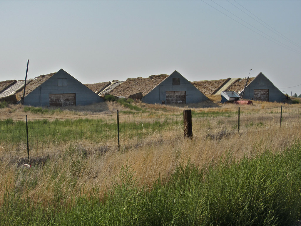 Buildings, Atomic City, ID Strange buildings in Atomic Cit… Flickr