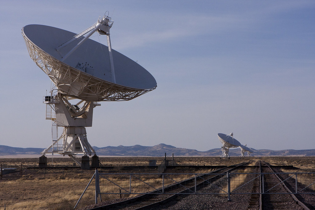VeryLargeArray_NM_4 Radio Dish at Very Large Array Complex… Flickr