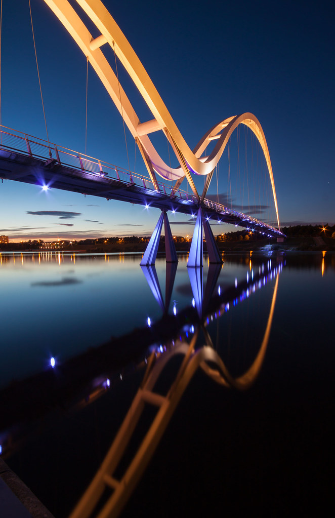 Infinity Bridge at Night (Explored) Infinity bridge in Sto… Flickr
