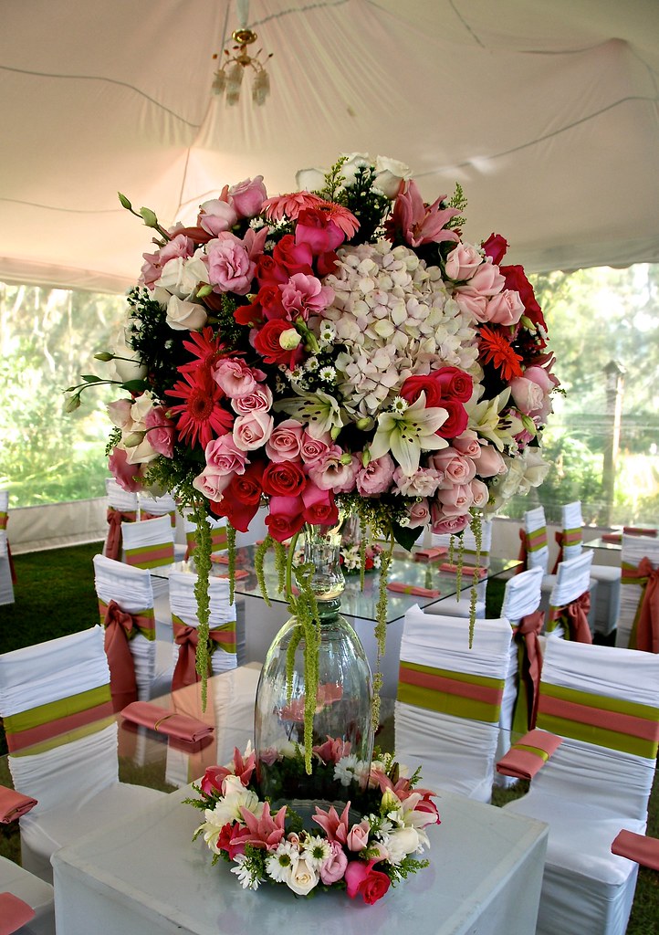 flowers Destination wedding Hacienda Cusin. December 28th … Flickr