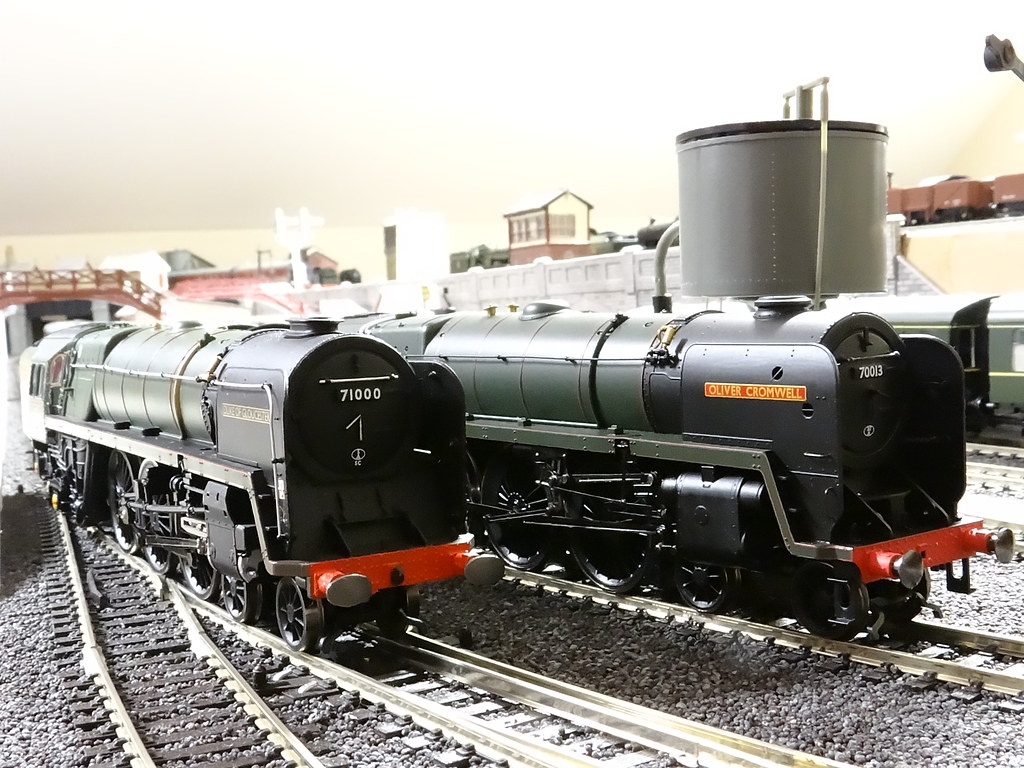 Hornby R2565 Oliver Cromwell with Duke of Gloucester Flickr