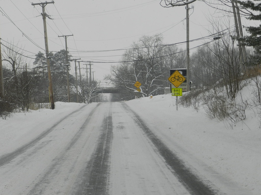 DSCN4196 Kirk Road Austintown, Ohio. OSBE Transportation