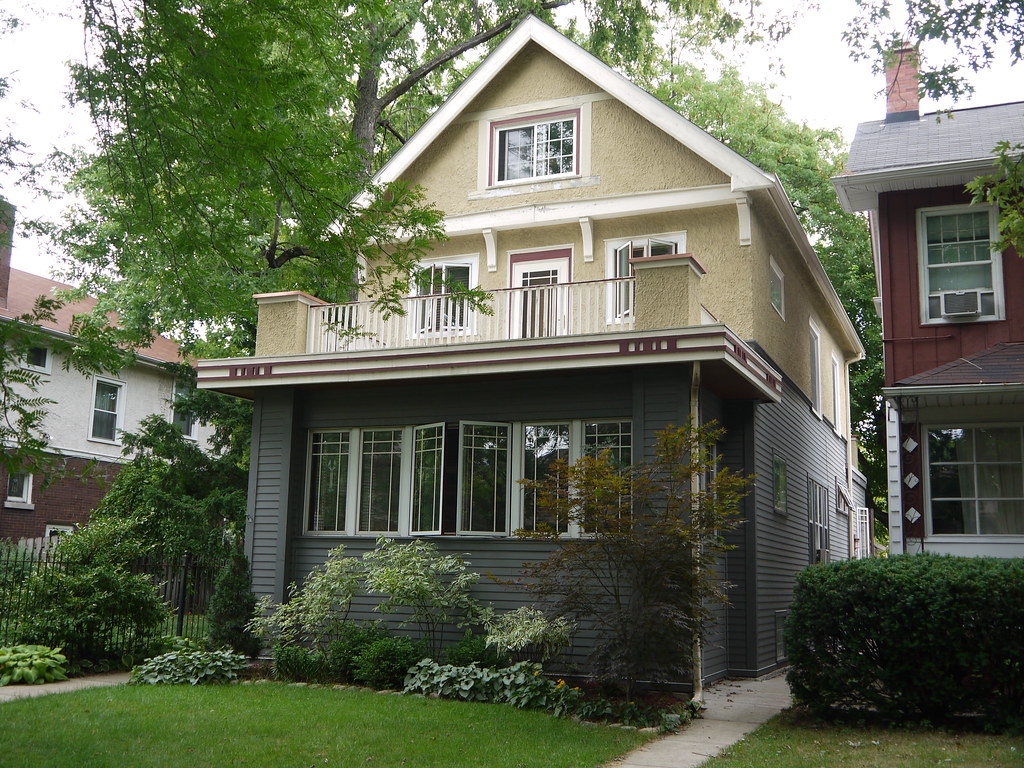 Ravenswood Manor Homes Ravenswood Manor is a located just … Flickr