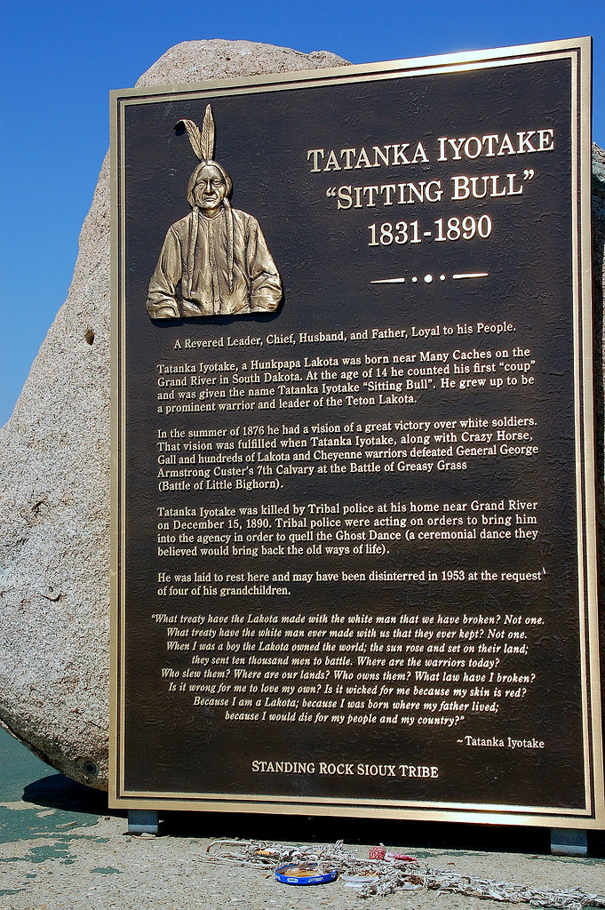 Sitting Bull Sitting Bull gravesite, Fort Yates ND Keith Ewing Flickr