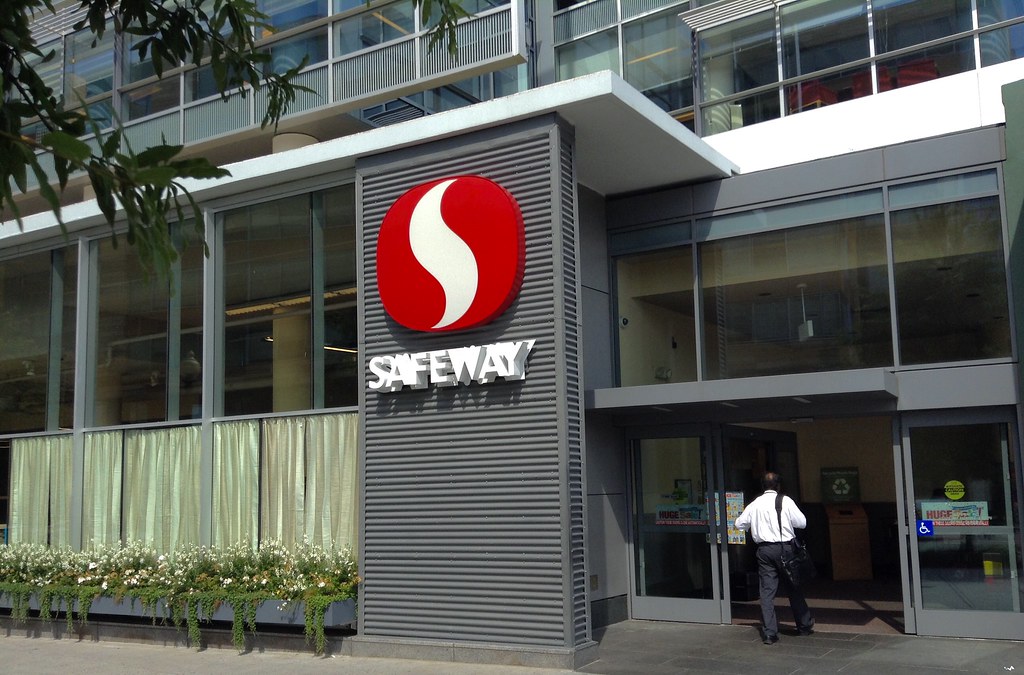 Safeway, Washington, DC, 8/2014, by Mike Mozart of TheToyC… Flickr