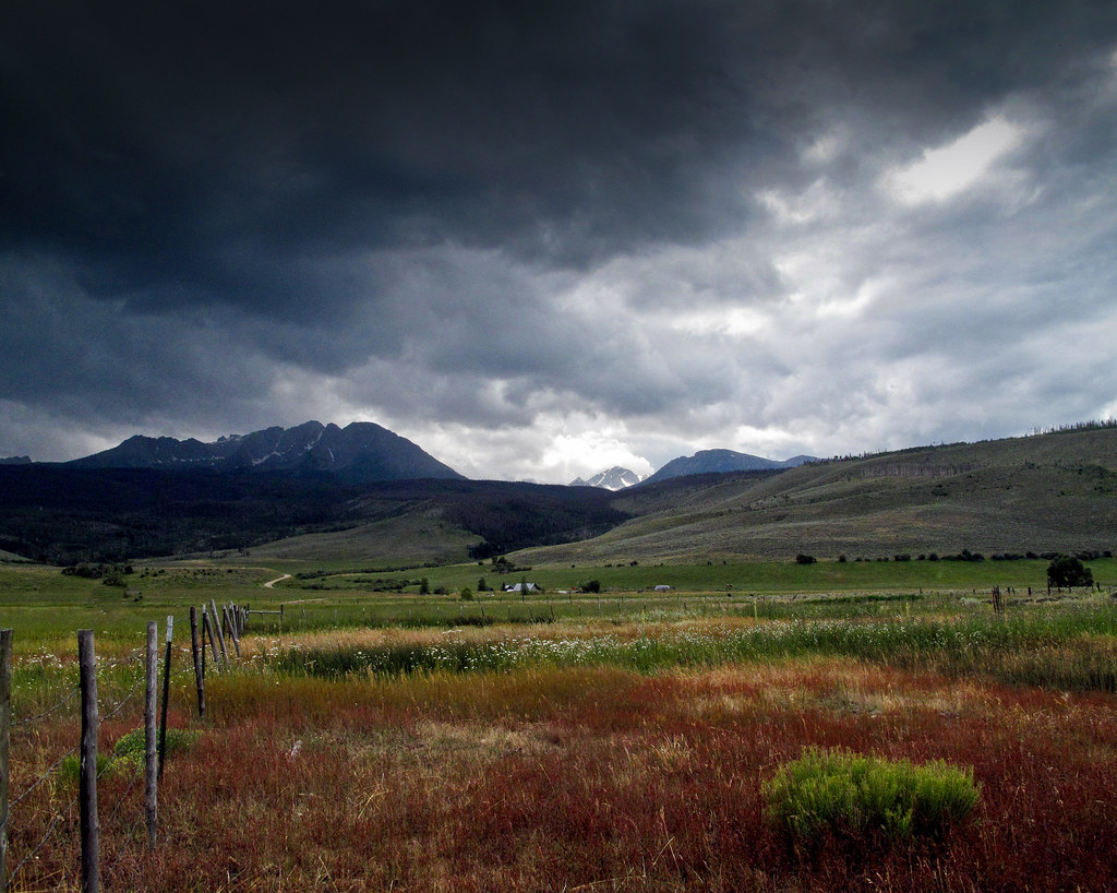 Colorado Rockies near Kremmling, CO Alvia Maberto Flickr