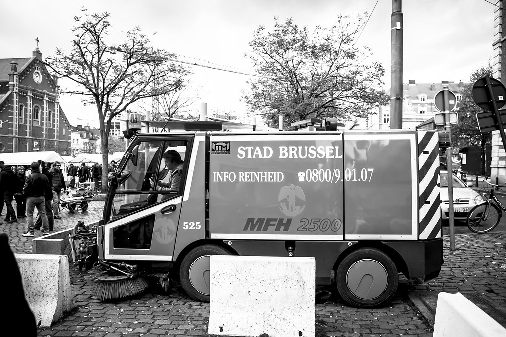 Brussels cleaning Brussels Bruxelles Vossenplein Paul Flickr