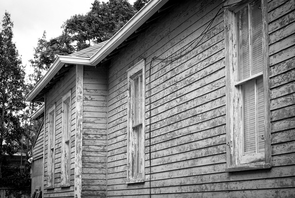 peeling paint, siding, windows, residence, Uptown, New Orl… Flickr