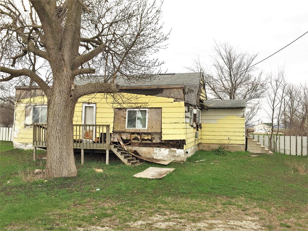 Dumont, Iowa Good Friday 20170414 301PM IMG_1689 tofightfortheright Flickr