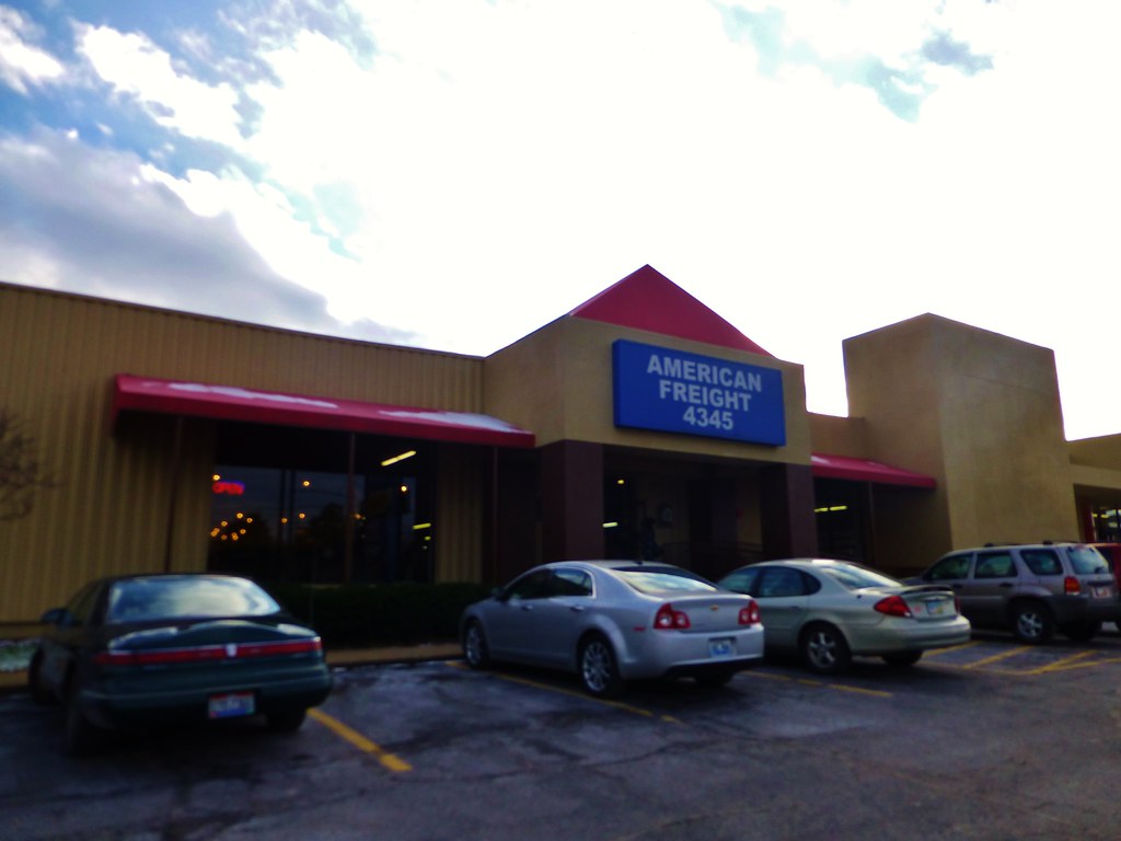 American Freight Massillon I am unsure what this building … Flickr