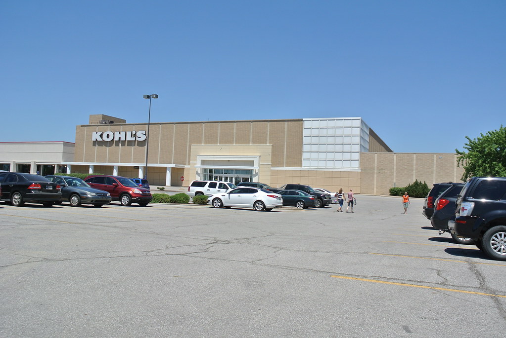 Kohl's (Formerly Montgomery Wards) Fort Wayne IN. gameking3 Flickr