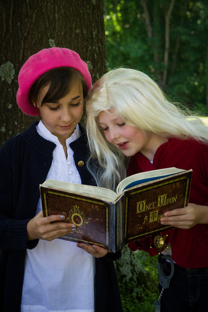 Emma and Mary Margaret Reading the book. Yes, I made her a… Flickr