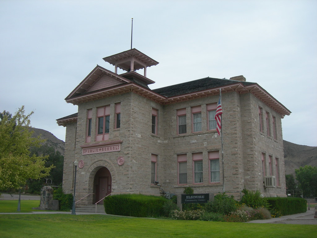 The Elsinore School Elsinore, Utah Constructed in 1898 and… Flickr