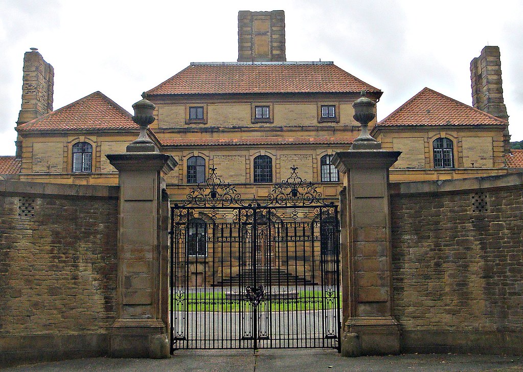[19004] Ilkley Heathcote Heathcote, Kings Road, Ilkley, … Flickr
