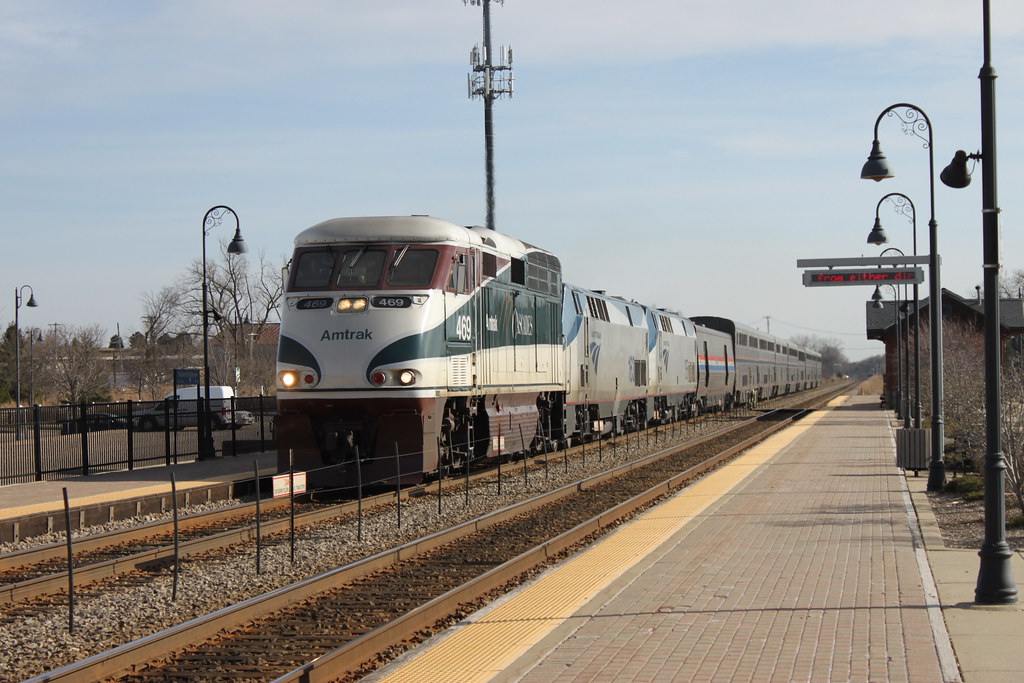 Rare Bird Amtrak 469 a Cascades F59PHI a very rare leader … Flickr