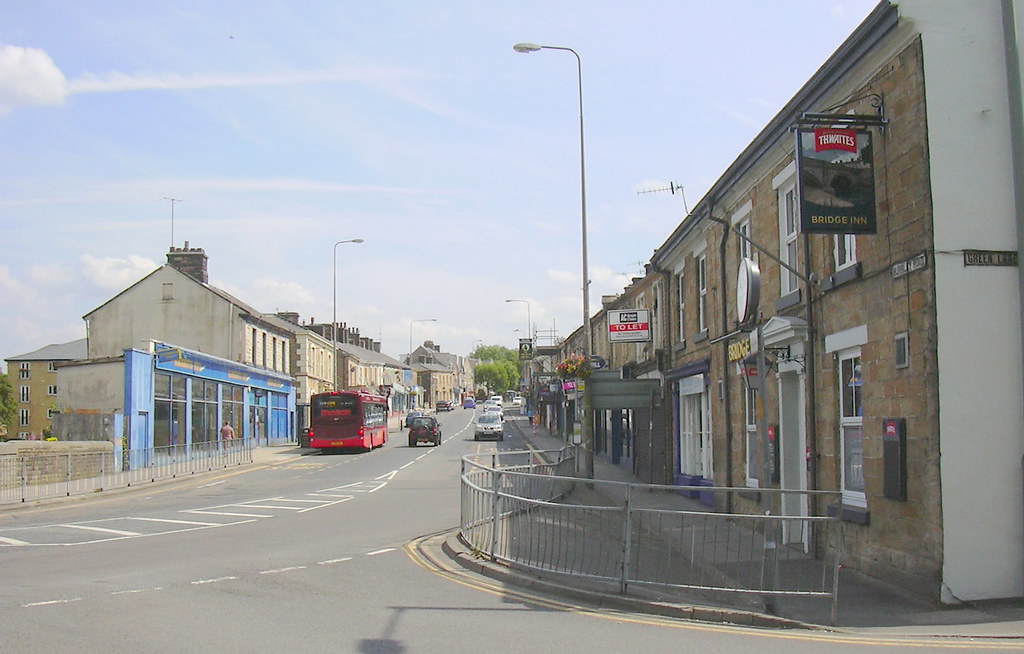 "The Bridge Inn" (Pub) 68 Burnley Road, Padiham, Burnley, … Flickr