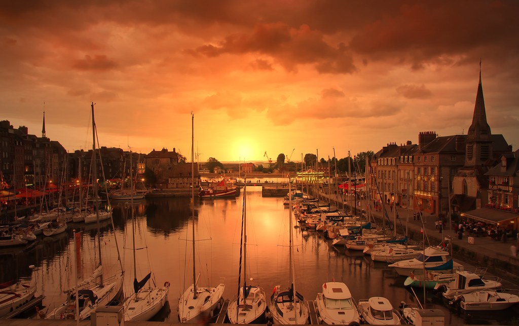 coucher de soleil sur honfleur retouche avec